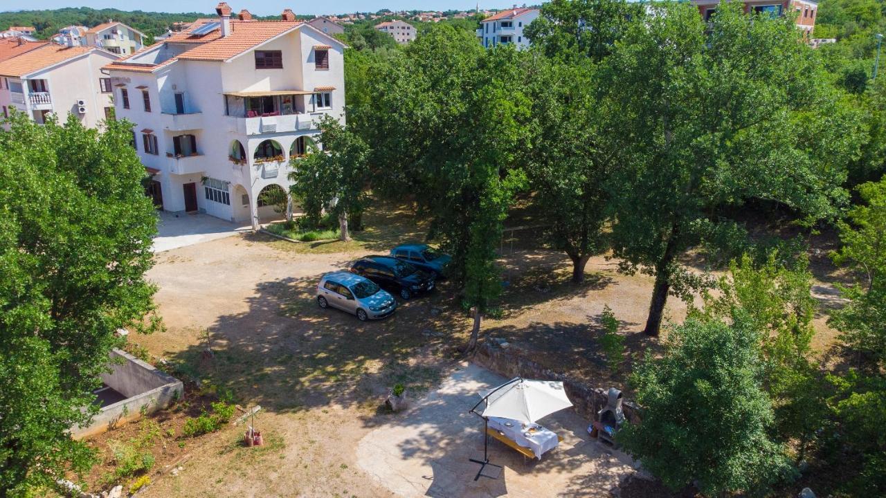 Apartman Mihael Malinska Dış mekan fotoğraf