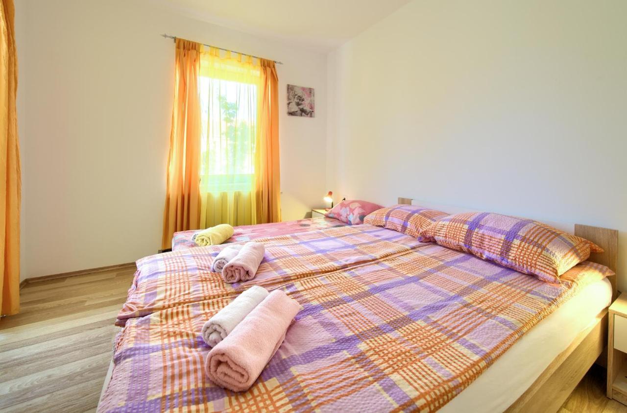 Apartman Mihael Malinska Dış mekan fotoğraf