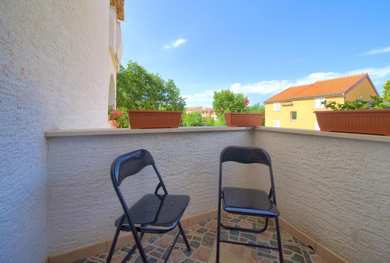 Apartman Mihael Malinska Dış mekan fotoğraf