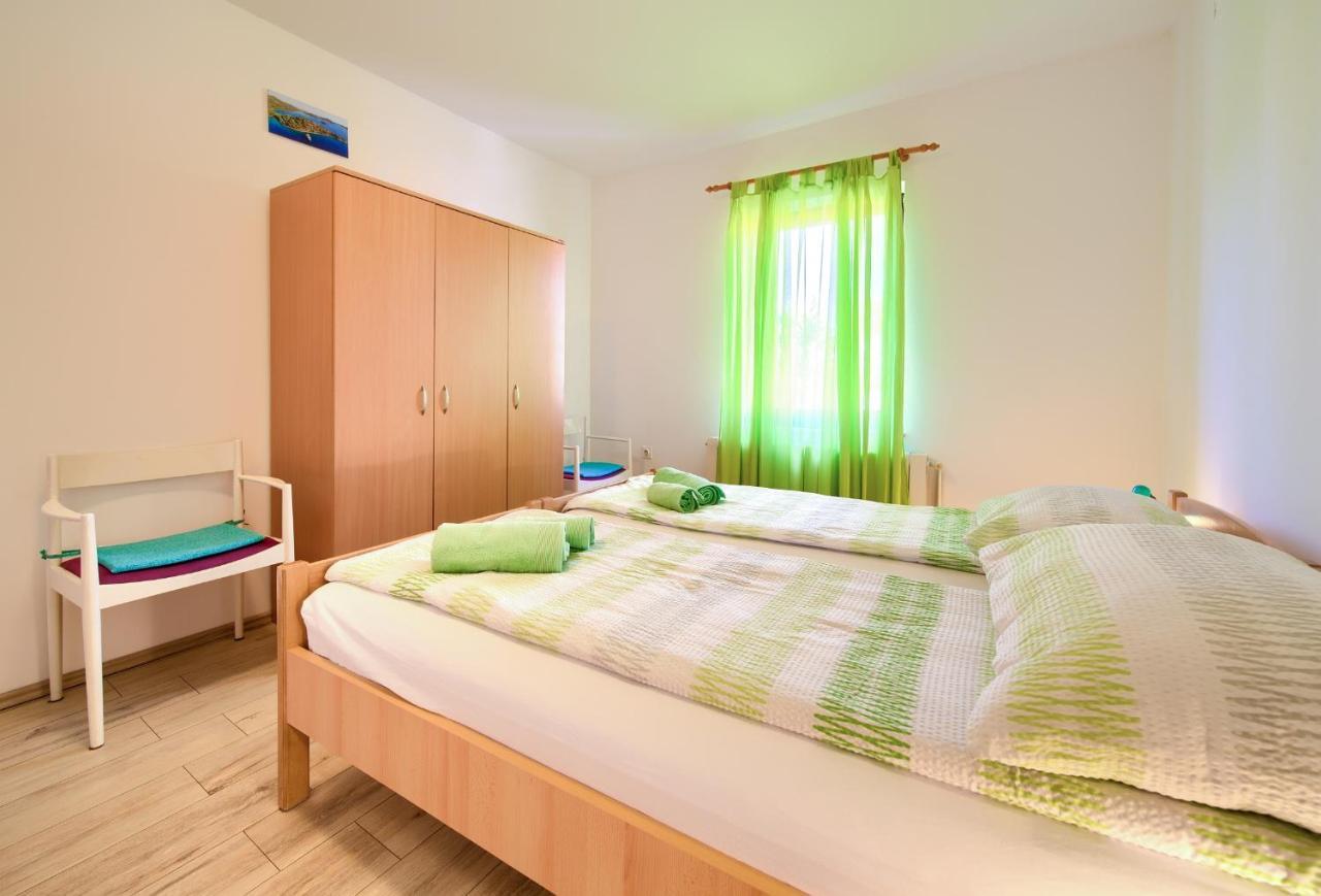 Apartman Mihael Malinska Dış mekan fotoğraf