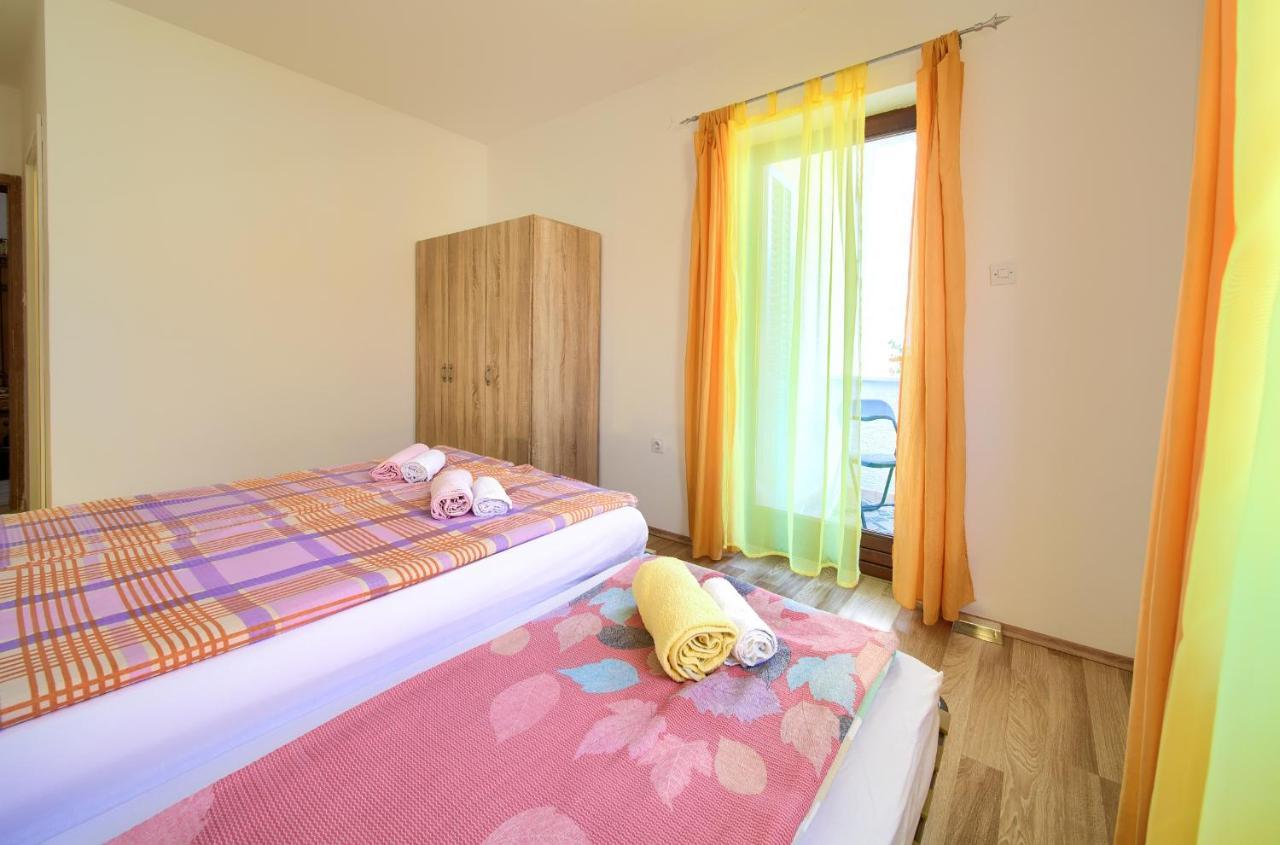 Apartman Mihael Malinska Dış mekan fotoğraf
