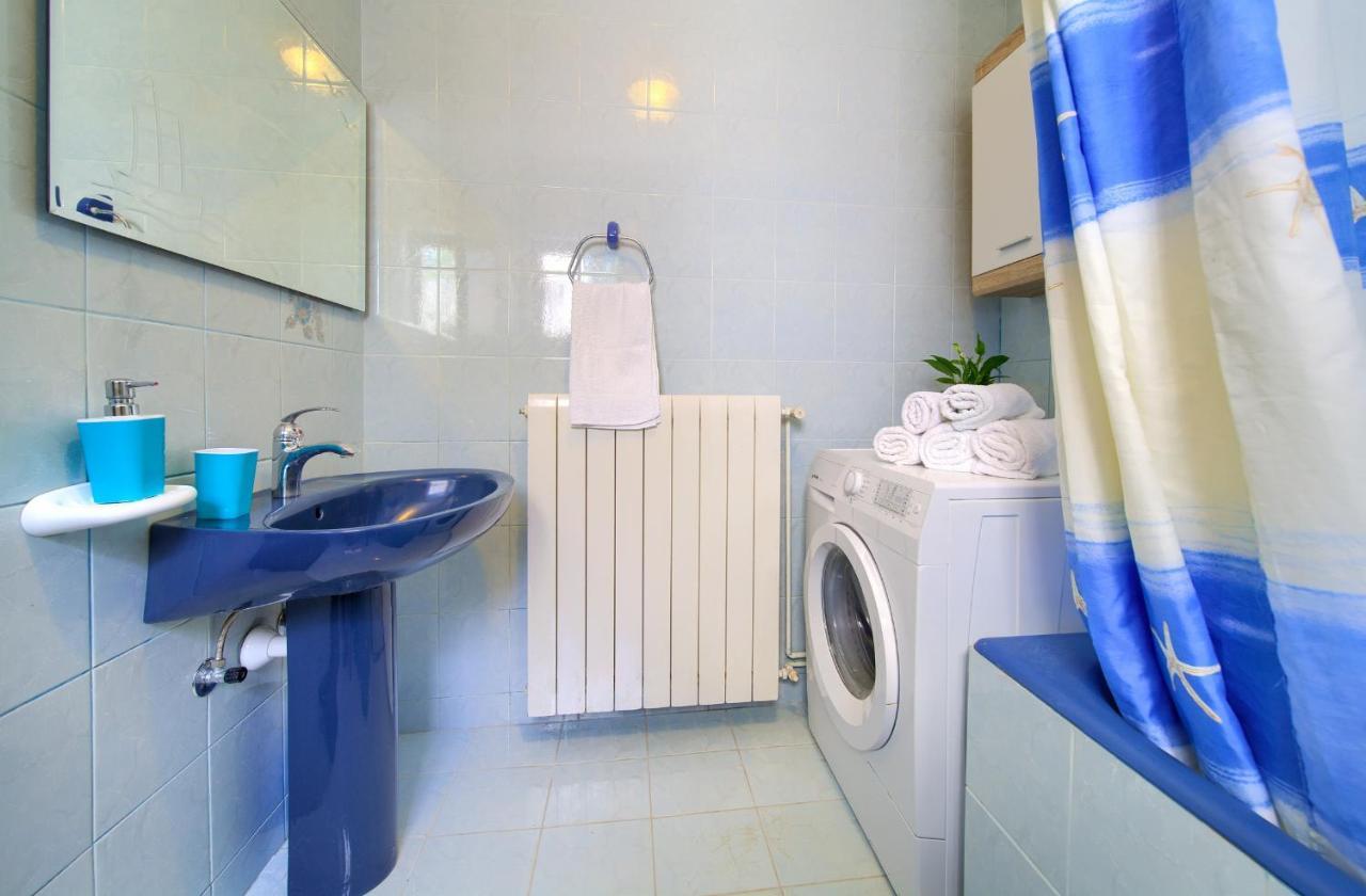 Apartman Mihael Malinska Dış mekan fotoğraf